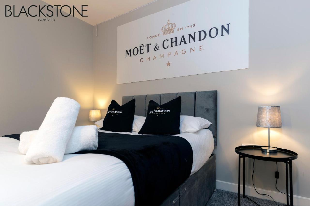 Holiday home Champagne House - 4 Bed 2 Sofa Beds By Bpne
